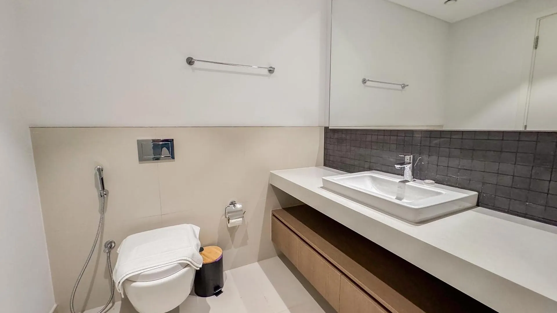 Like Home - 4104 Contemporary 2Bhk With Amazing Views Dubai