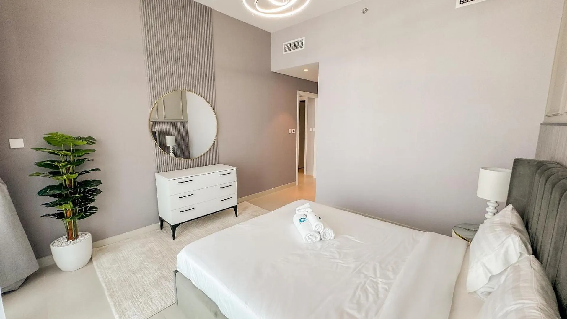 Apartment Like Home - 4104 Contemporary 2Bhk With Amazing Views Dubai